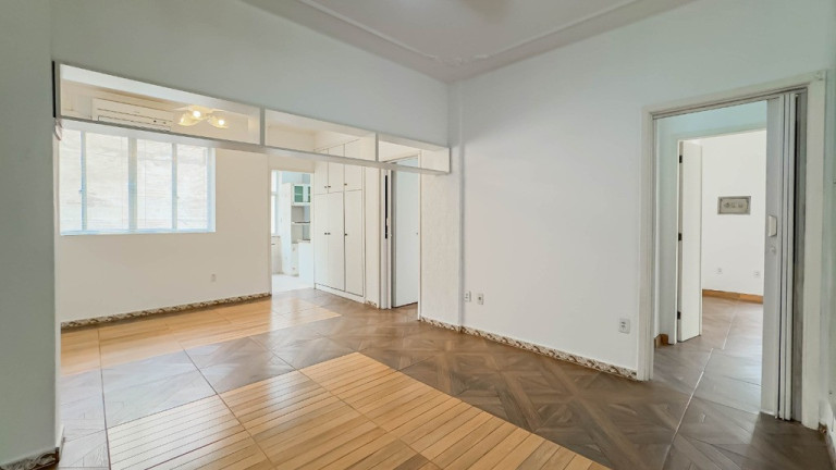 Apartamento com 3 Quartos à Venda, 101 m² em Cidade Baixa - Porto Alegre