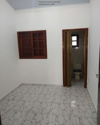 Imagem Imóvel com 4 Quartos à Venda, 180 m² em Centro - Caraguatatuba