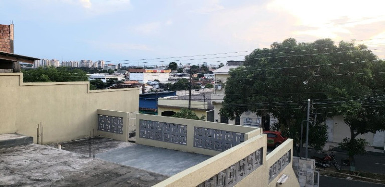 Imagem Casa com 3 Quartos à Venda, 360 m² em Parque 10 De Novembro - Manaus Imagem Casa com 3 Quartos à Venda, 360 m² em Parque 10 De Novembro - Manaus