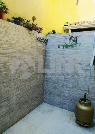 Imagem Imóvel com 2 Quartos à Venda, 66 m² em Jardim Itu - Porto Alegre Imagem Imóvel com 2 Quartos à Venda, 66 m² em Jardim Itu - Porto Alegre