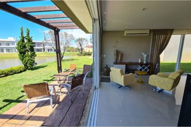 Imagem Casa de Condomínio com 4 Quartos à Venda, 308 m² em Parque Antártica - Capão Da Canoa Imagem Casa de Condomínio com 4 Quartos à Venda, 308 m² em Parque Antártica - Capão Da Canoa