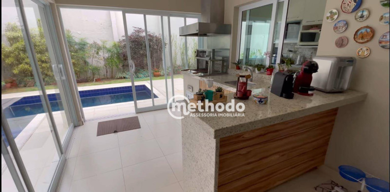 Imagem Casa com 3 Quartos à Venda, 236 m² em Swiss Park - Campinas Imagem Casa com 3 Quartos à Venda, 236 m² em Swiss Park - Campinas