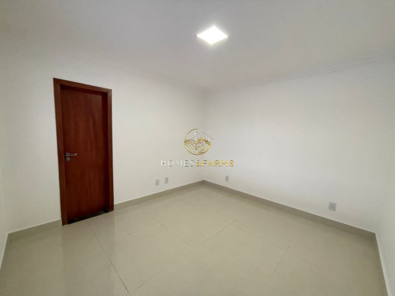 Imagem Casa com 3 Quartos à Venda, 342 m² em Residencial Granville - Goiânia Imagem Casa com 3 Quartos à Venda, 342 m² em Residencial Granville - Goiânia