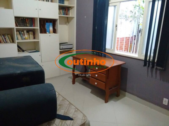 Imagem Casa com 5 Quartos à Venda, 275 m² em Grajaú - Rio De Janeiro Imagem Casa com 5 Quartos à Venda, 275 m² em Grajaú - Rio De Janeiro
