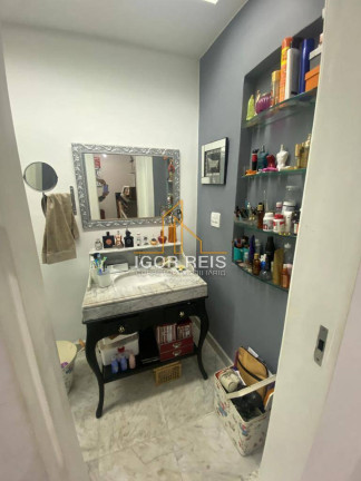Imagem Apartamento com 3 Quartos à Venda, 125 m² em Icaraí - Niterói