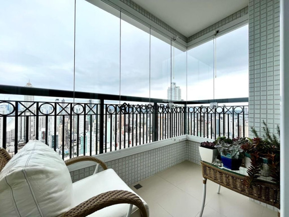 Imagem Apartamento com 3 Quartos à Venda, 144 m² em Centro - Balneário Camboriú