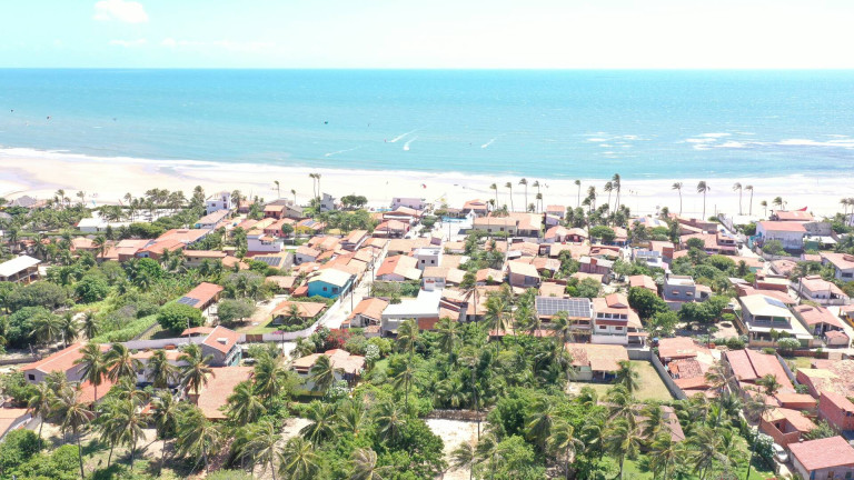 Terreno à Venda, 1.558 m² em Praia De Guajiru - Trairi