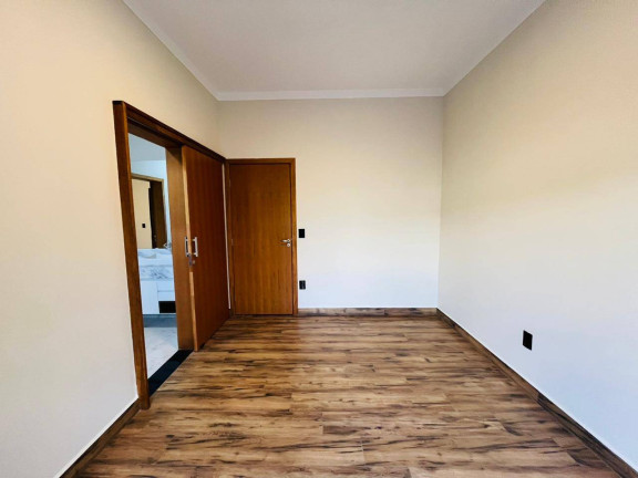 Casa com 3 Quartos à Venda, 200 m² em Condomínio Residencial Euroville Ii - Bragança Paulista