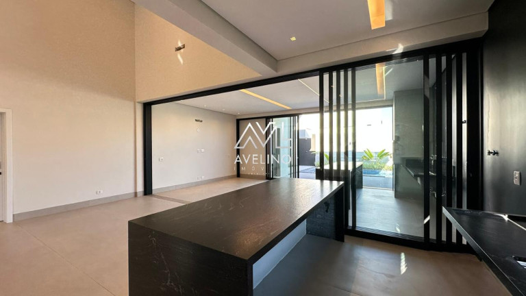 Casa de Condomínio com 5 Quartos à Venda, 255 m² em Jardim Noroeste - Campo Grande