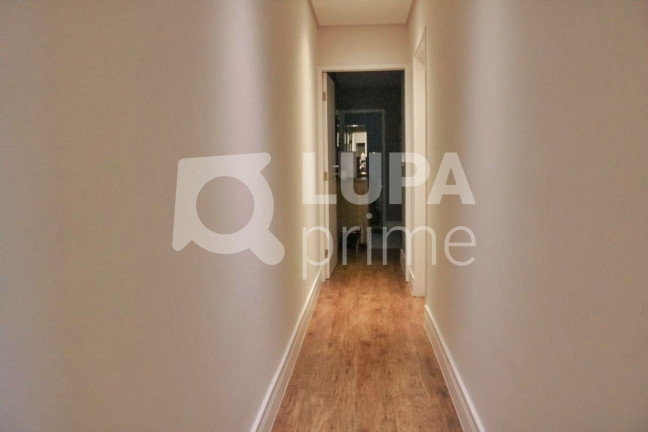 Imagem Casa com 3 Quartos à Venda, 360 m² em Jardim Guanca - São Paulo Imagem Casa com 3 Quartos à Venda, 360 m² em Jardim Guanca - São Paulo
