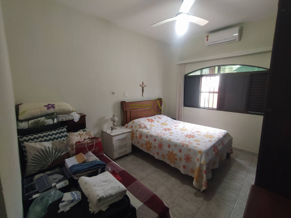 Imagem Casa com 3 Quartos à Venda, 240 m² em Balneário Stella Maris - Peruíbe Imagem Casa com 3 Quartos à Venda, 240 m² em Balneário Stella Maris - Peruíbe