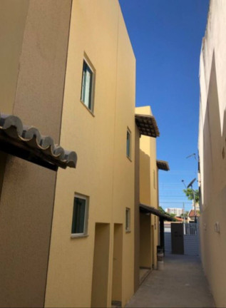 Imagem Casa com 3 Quartos à Venda, 65 m² em Farolândia - Aracaju Imagem Casa com 3 Quartos à Venda, 65 m² em Farolândia - Aracaju