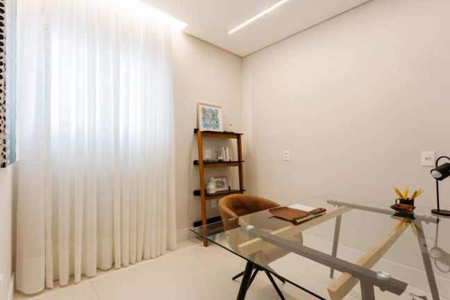 Imagem Imóvel com 6 Quartos à Venda,  em Jurerê Internacional - Florianópolis