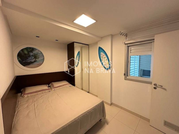 Imagem Apartamento com 4 Quartos para Temporada, 135 m² em Centro - Balneário Camboriú Imagem Apartamento com 4 Quartos para Temporada, 135 m² em Centro - Balneário Camboriú