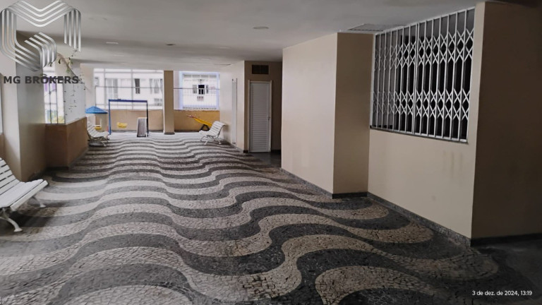 Imagem Imóvel com 2 Quartos à Venda, 83 m² em Copacabana - Rio De Janeiro Imagem Imóvel com 2 Quartos à Venda, 83 m² em Copacabana - Rio De Janeiro