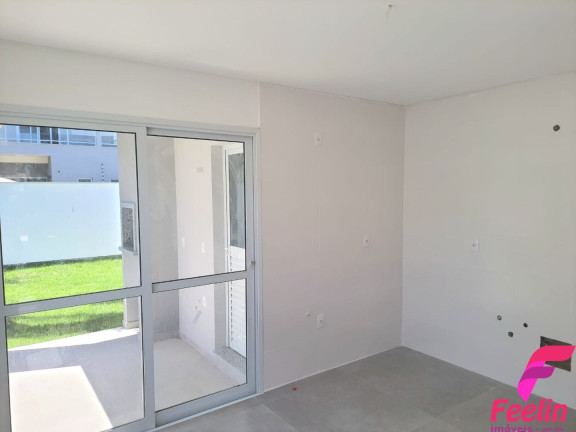 Imagem Casa com 3 Quartos à Venda, 168 m² em Campeche - Florianópolis
