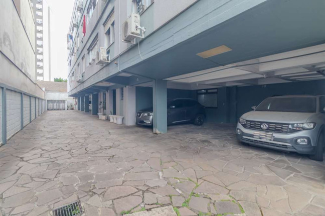 Imagem Imóvel com 3 Quartos à Venda, em Sao Joao - Porto Alegre Imagem Imóvel com 3 Quartos à Venda, em Sao Joao - Porto Alegre