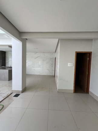 Imagem Casa com 3 Quartos à Venda, 220 m² em Colina Park Residencial - Goianésia