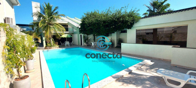 Casa com 4 Quartos à Venda, 603 m² em Camboinhas - Niterói