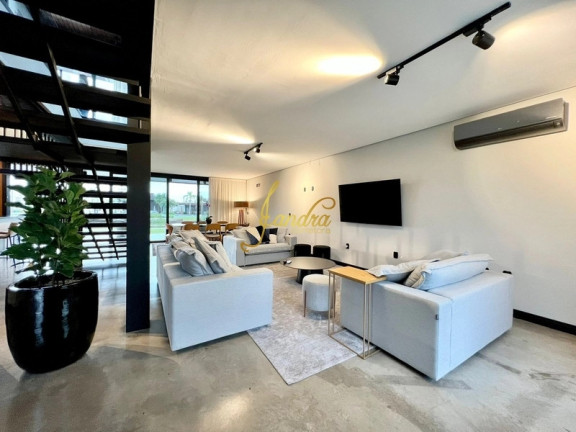 Imagem Casa de Condomínio com 4 Quartos à Venda, 278 m² em Centro - Xangri-la