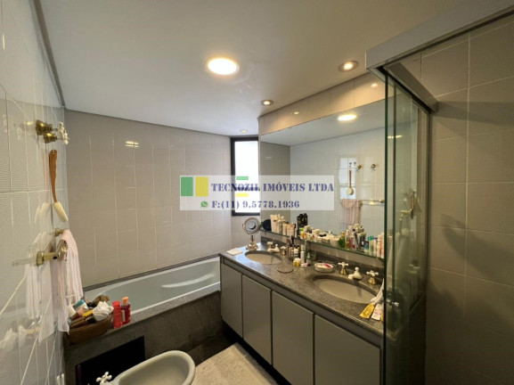 Imagem Apartamento com 4 Quartos à Venda, 220 m² em Itaim Bibi - São Paulo