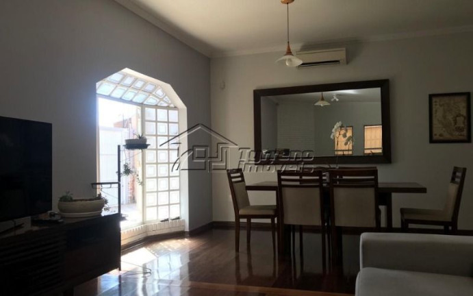 Imagem Casa com 3 Quartos à Venda, 160 m² em Jardim Das Indústrias - São José Dos Campos