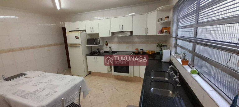 Imagem Sobrado com 3 Quartos à Venda, 192 m² em Vila Galvão - Guarulhos