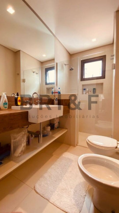 Imagem Apartamento com 3 Quartos à Venda, 247 m² em Real Parque - São Paulo Imagem Apartamento com 3 Quartos à Venda, 247 m² em Real Parque - São Paulo