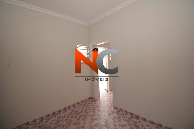 Imagem Casa com 2 Quartos à Venda, 200 m² em Marechal Hermes - Rio De Janeiro Imagem Casa com 2 Quartos à Venda, 200 m² em Marechal Hermes - Rio De Janeiro