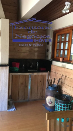 Imagem Casa com 3 Quartos à Venda, 195 m² em Teresópolis - Porto Alegre