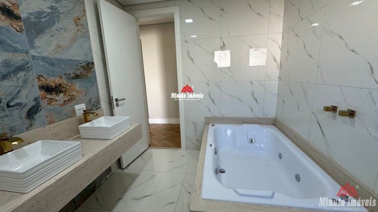 Imagem Casa com 3 Quartos à Venda, 382 m² em Aldeia Da Serra - Barueri Imagem Casa com 3 Quartos à Venda, 382 m² em Aldeia Da Serra - Barueri