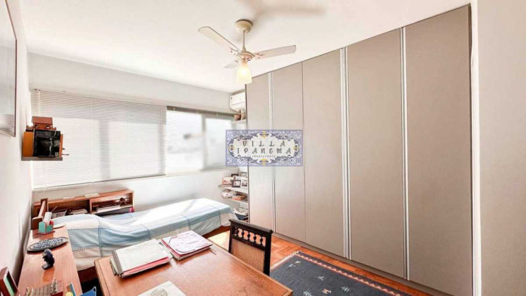 Imagem Apartamento com 4 Quartos à Venda, 161 m² em Lagoa - Rio De Janeiro Imagem Apartamento com 4 Quartos à Venda, 161 m² em Lagoa - Rio De Janeiro