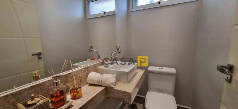 Imagem Casa com 3 Quartos à Venda, 240 m² em Vila Omar - Americana