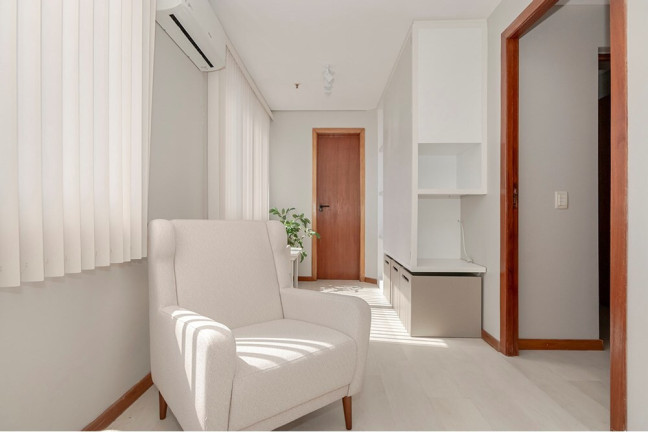 Imagem Sala Comercial à Venda, 28 m² em Menino Deus - Porto Alegre