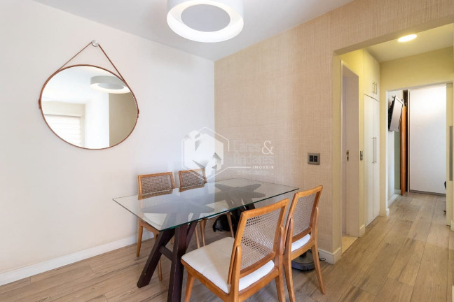 Imagem Apartamento com 2 Quartos à Venda, 60 m² em Moema - São Paulo