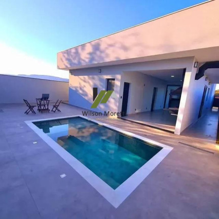 Imagem Casa de Condomínio com 3 Quartos à Venda, 205 m²