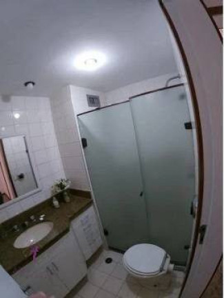 Imagem Apartamento com 2 Quartos à Venda,  em Rio De Janeiro