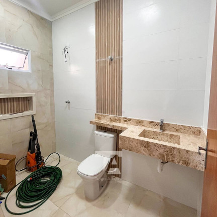 Imagem Casa com 3 Quartos à Venda, 175 m² em Loteamento Residencial E Comercial Flamboyant - Pindamonhangaba