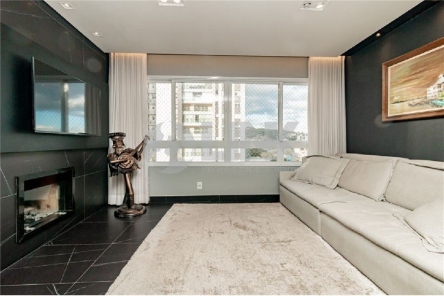 Imagem Apartamento com 3 Quartos à Venda, 101 m² em Jardim Do Salso - Porto Alegre Imagem Apartamento com 3 Quartos à Venda, 101 m² em Jardim Do Salso - Porto Alegre