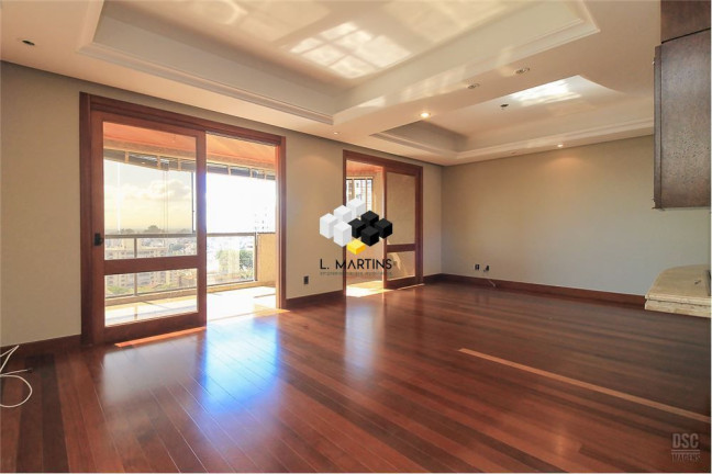 Foto do imóvel Apartamento com 3 Quartos à Venda, 211 m² em Mont Serrat - Porto Alegre