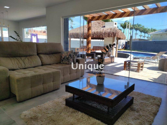 Imagem Casa com 5 Quartos à Venda, 240 m² em Caravelas - Armação Dos Búzios