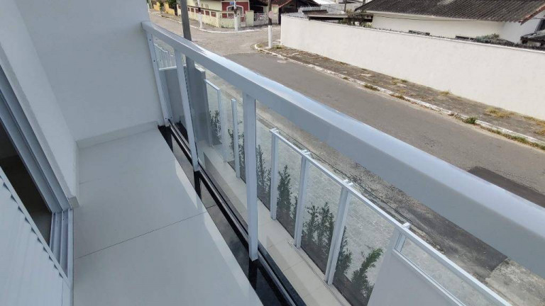 Imagem Casa com 3 Quartos à Venda, 100 m² em Guilhermina - Praia Grande