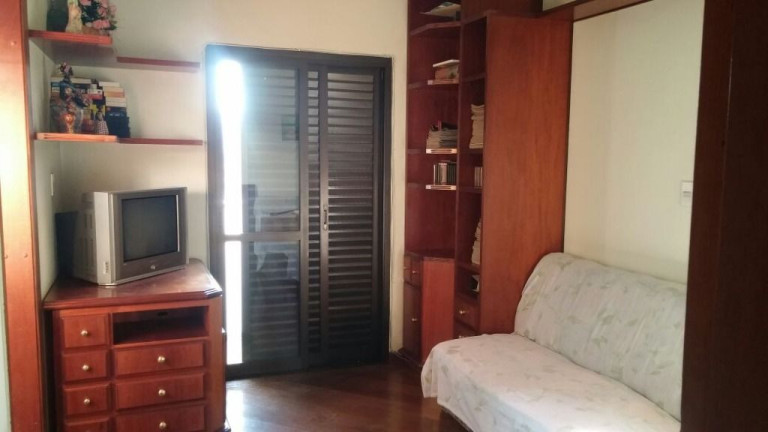 Imagem Apartamento com 3 Quartos à Venda, 190 m² em Vila Bastos - Santo André Imagem Apartamento com 3 Quartos à Venda, 190 m² em Vila Bastos - Santo André