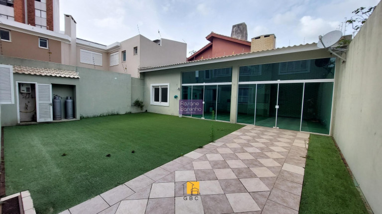 Imagem Casa com 3 Quartos à Venda, 306 m² em Centro - Rio Grande