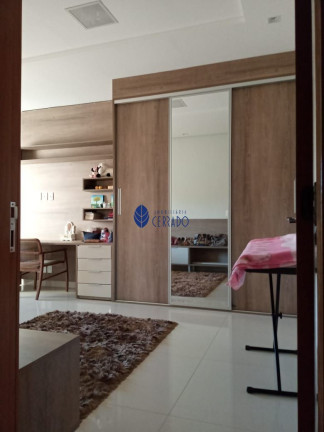 Sobrado com 5 Quartos à Venda, 420 m² em Anápolis City - Anápolis