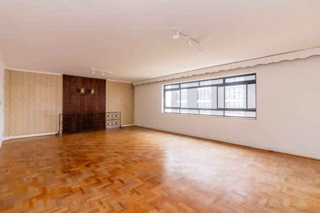 Foto do imóvel Apartamento com 3 Quartos à Venda, 174 m² em Aclimação - São Paulo