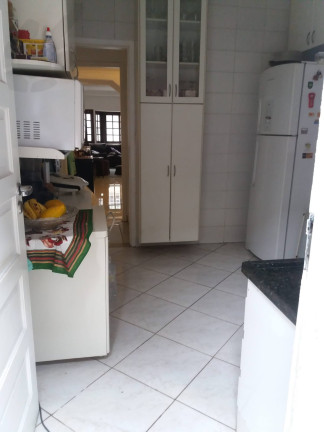 Imagem Casa com 4 Quartos à Venda, 137 m² em Jardim Taquaral - São Paulo Imagem Casa com 4 Quartos à Venda, 137 m² em Jardim Taquaral - São Paulo