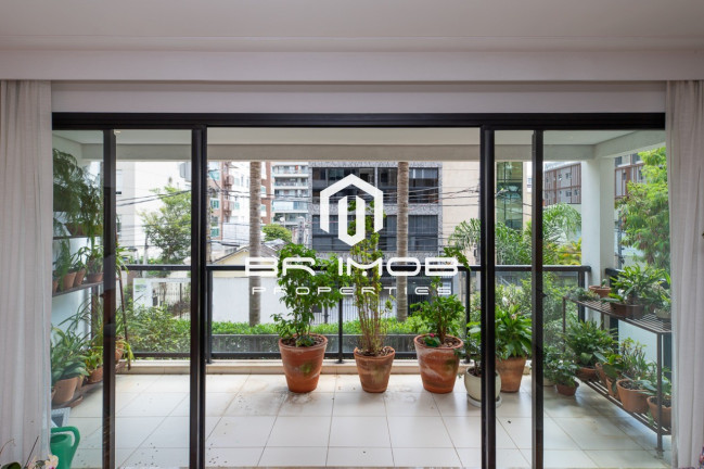 Imagem Imóvel com 3 Quartos à Venda, 160 m² em Vila Nova Conceição - São Paulo Imagem Imóvel com 3 Quartos à Venda, 160 m² em Vila Nova Conceição - São Paulo