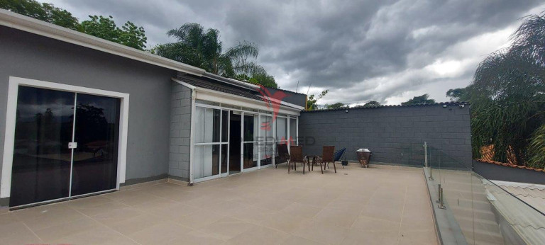 Imagem Casa com 3 Quartos à Venda, 200 m² em Clube Dos 500 - Guaratinguetá Imagem Casa com 3 Quartos à Venda, 200 m² em Clube Dos 500 - Guaratinguetá