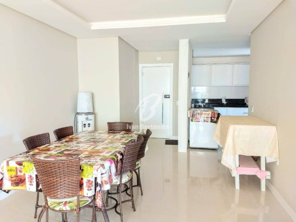 Imagem Apartamento com 3 Quartos para Temporada, em Mariscal - Bombinhas Imagem Apartamento com 3 Quartos para Temporada, em Mariscal - Bombinhas